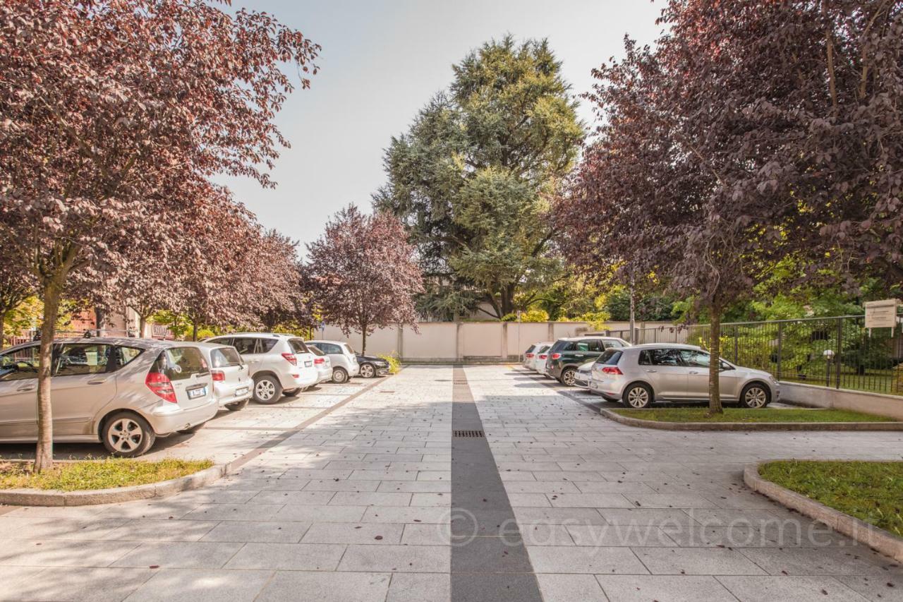 Easy Welcome Casa Rosada Apartment Nova Milanese Exterior photo